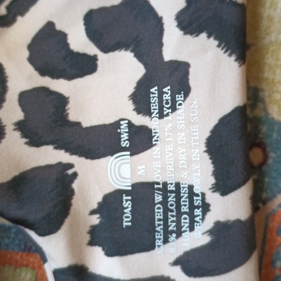 Toast swim top - Picture 3 of 4